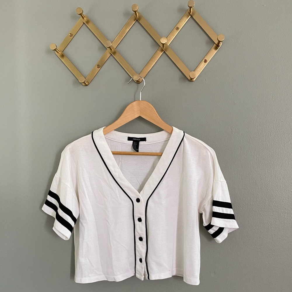 Forever 21 Baseball Crop Jersey Tee